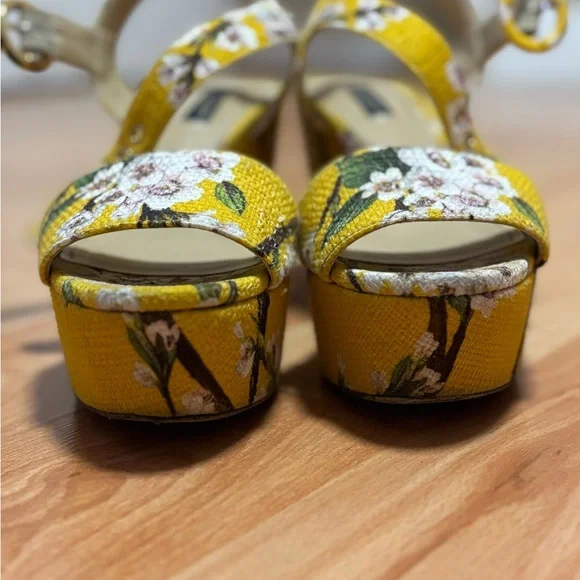 Dolce & Gabbana Yellow Floral Wedges - Picture 2 of 8